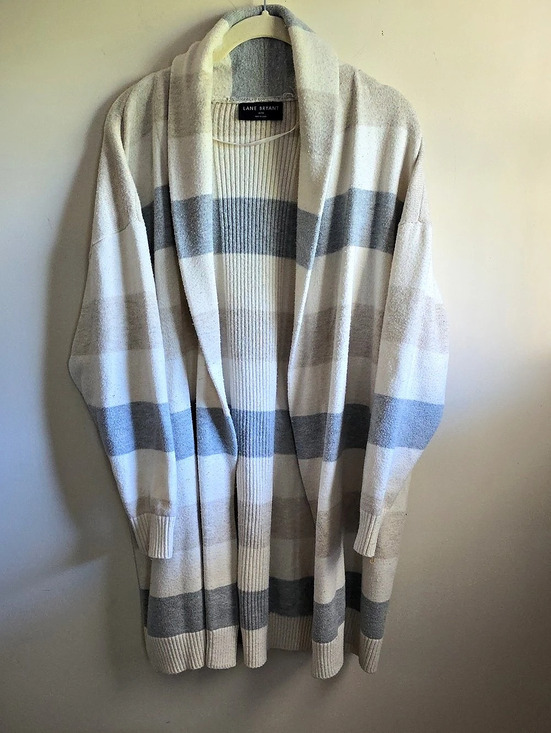Lane Bryant Sweaters - Lane Bryant Color Block Cardigan White & Gray Size 18/20